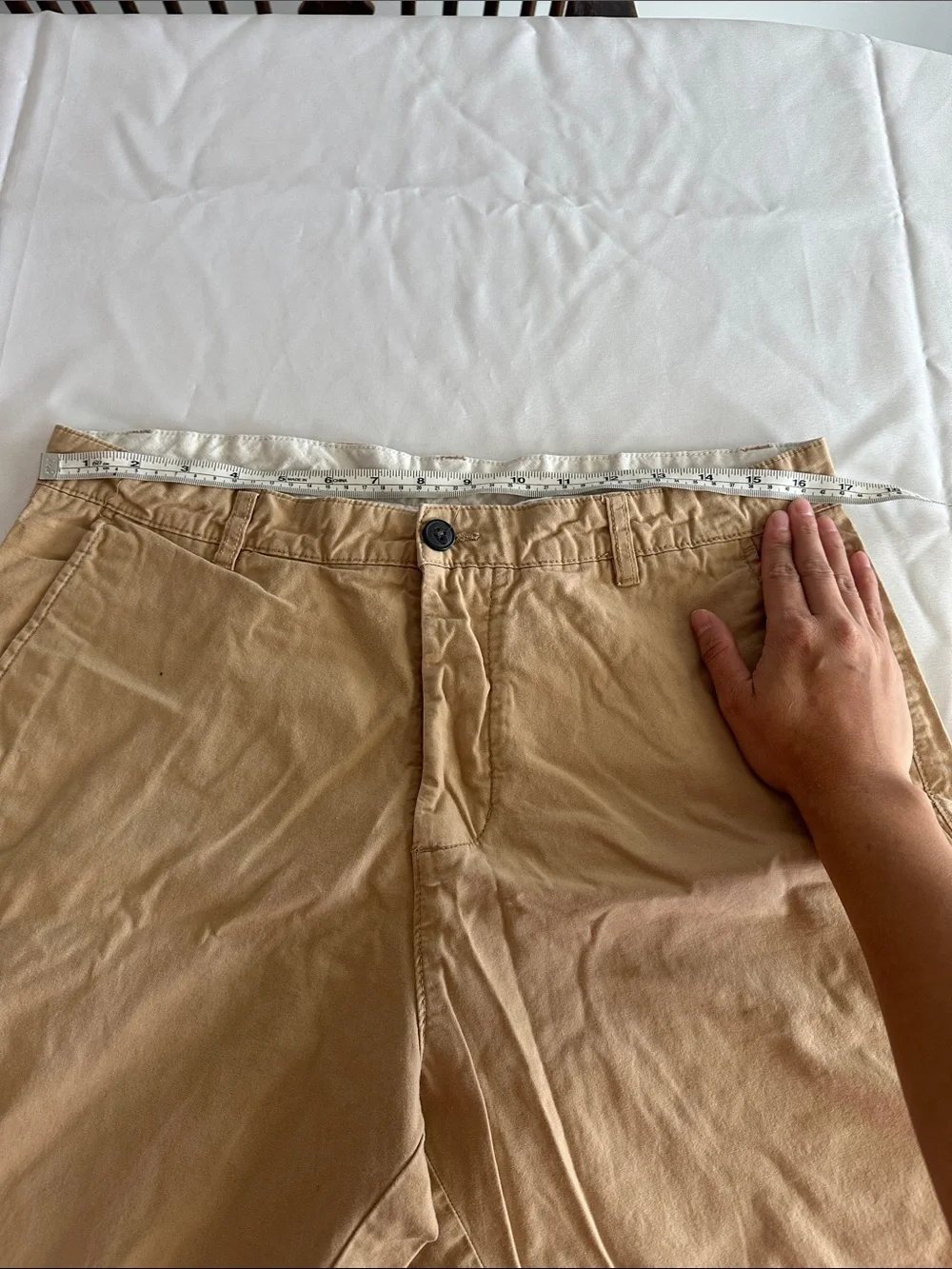 Divided Men's Beige Flat Front Shorts